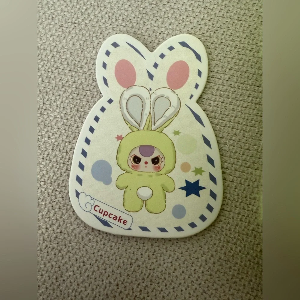Baby Three Petit Macaron Cute Bunny Plush Pendant - Cupcake - Picture 2 of 8